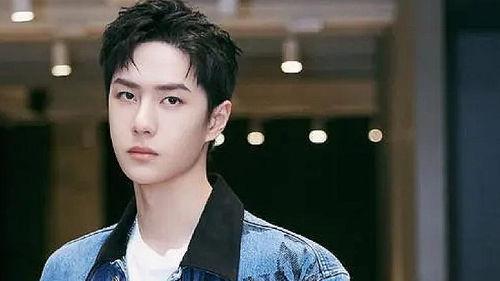 最新实锤爆料王一博图片,实锤照片揭示神秘女友身份